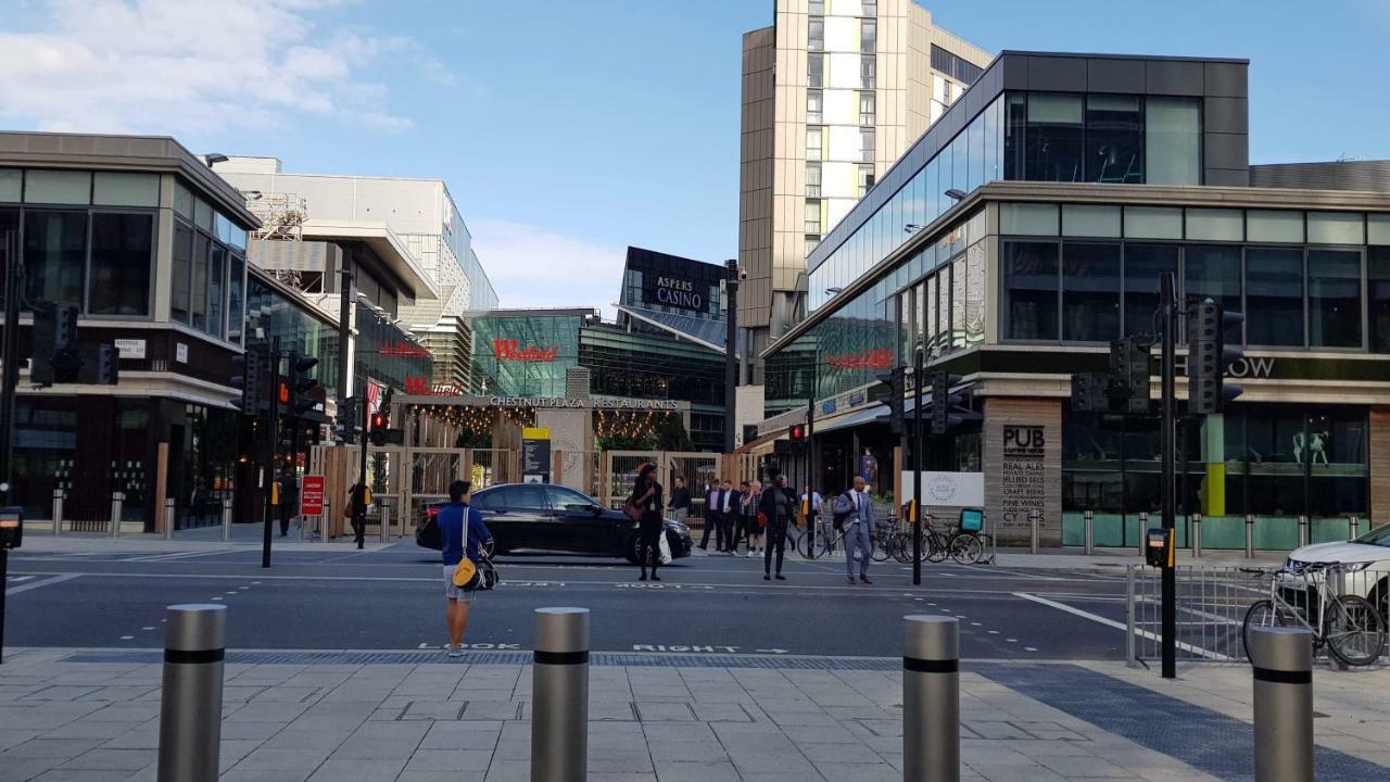 Lovely One Bedroom Apartment In Stratford Londres Extérieur photo